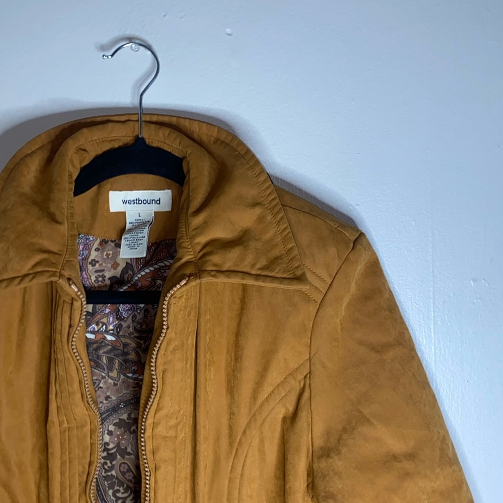 🪿Adorable Vintage 70’s inspired coat! - Picture 1 of 13
